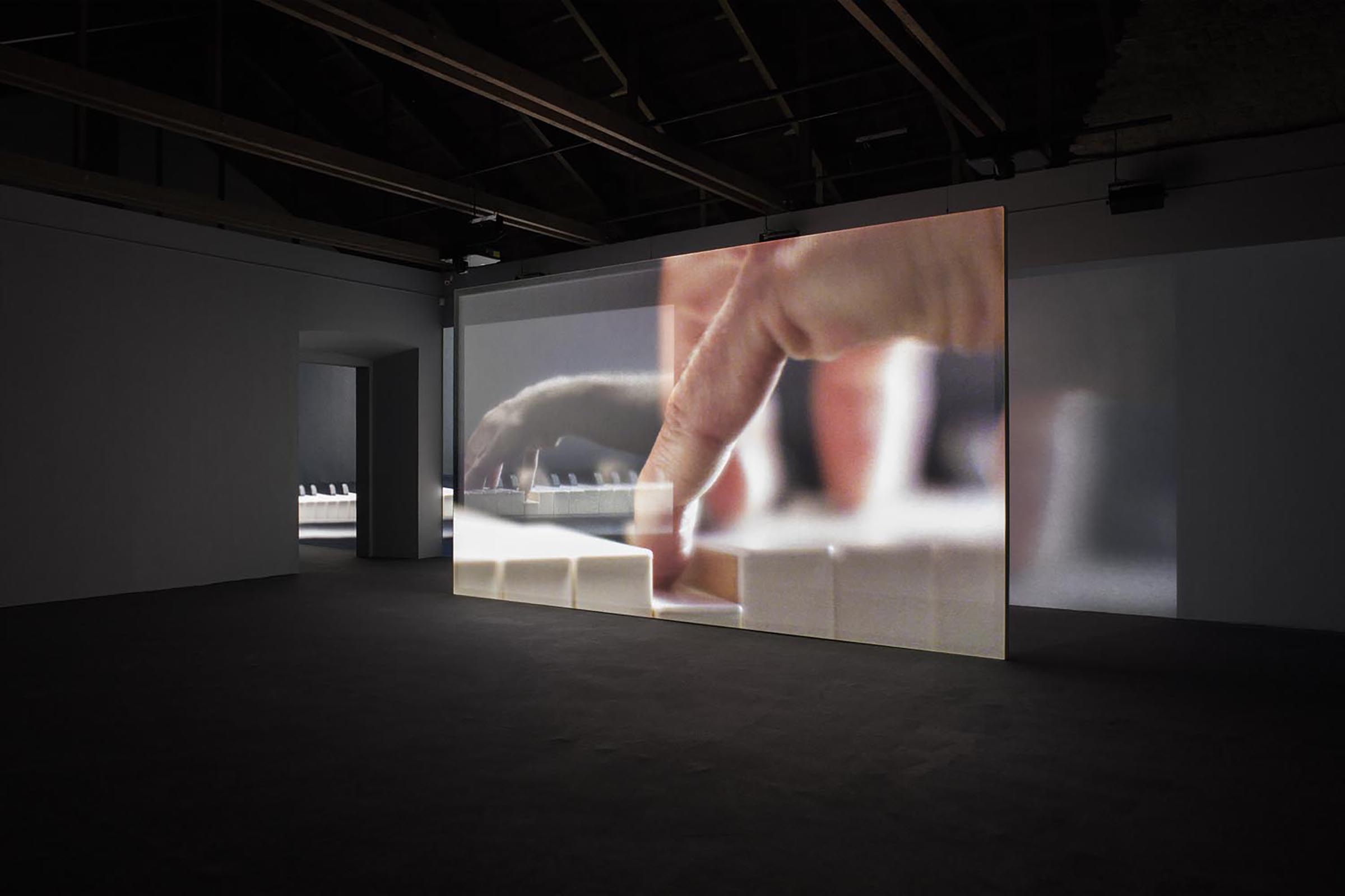 Anri Sala, Take over, 2017